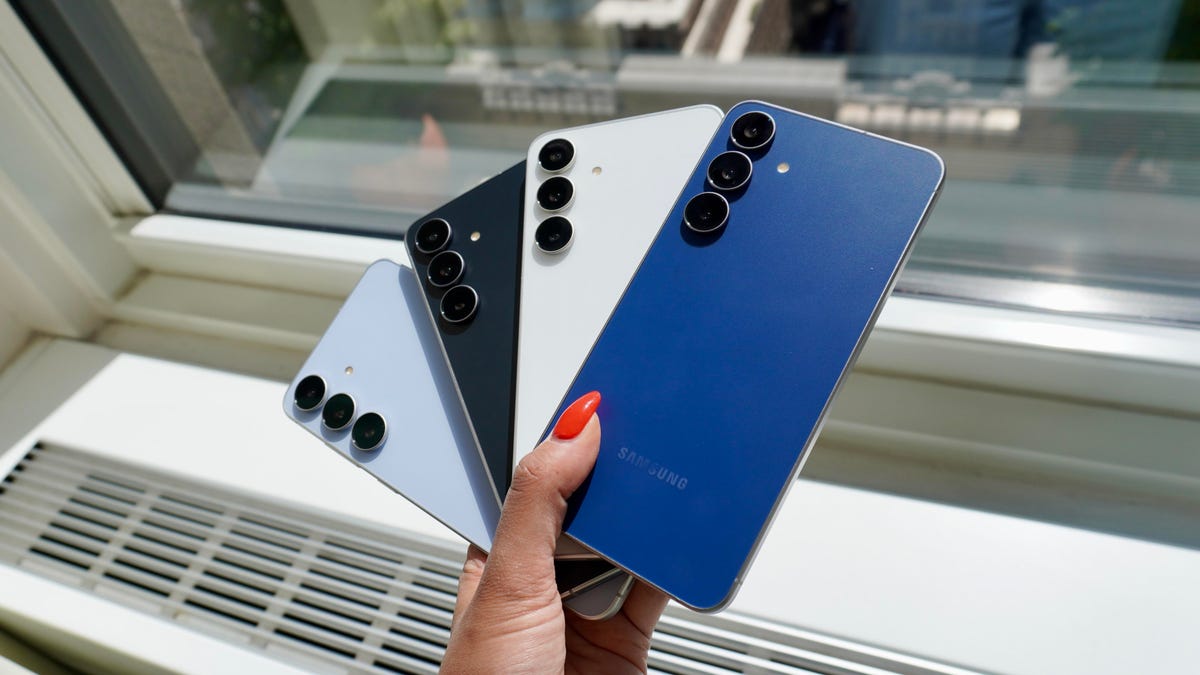 Own a Samsung phone? Changing these 7 settings will extend its battery life by hours