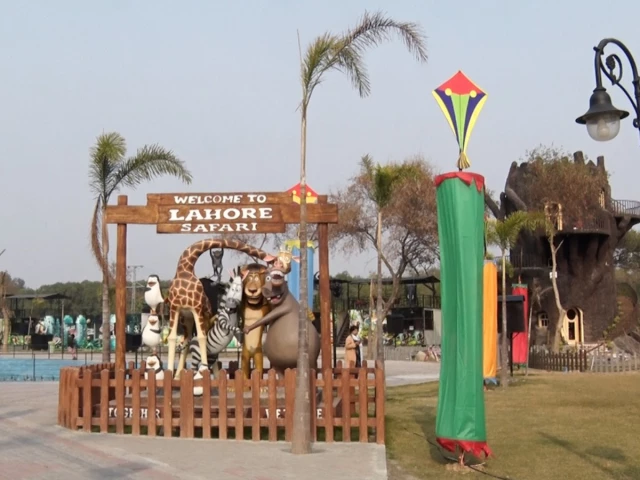 Lahore Safari Zoo decorated for three-day Basant festival