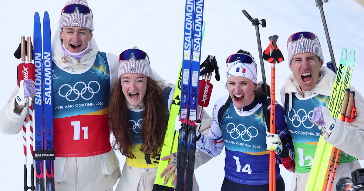 Julia Simon anchors France to biathlon mixed relay gold
