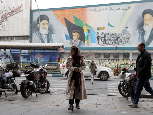 Iran arrests at least four reform front politicians