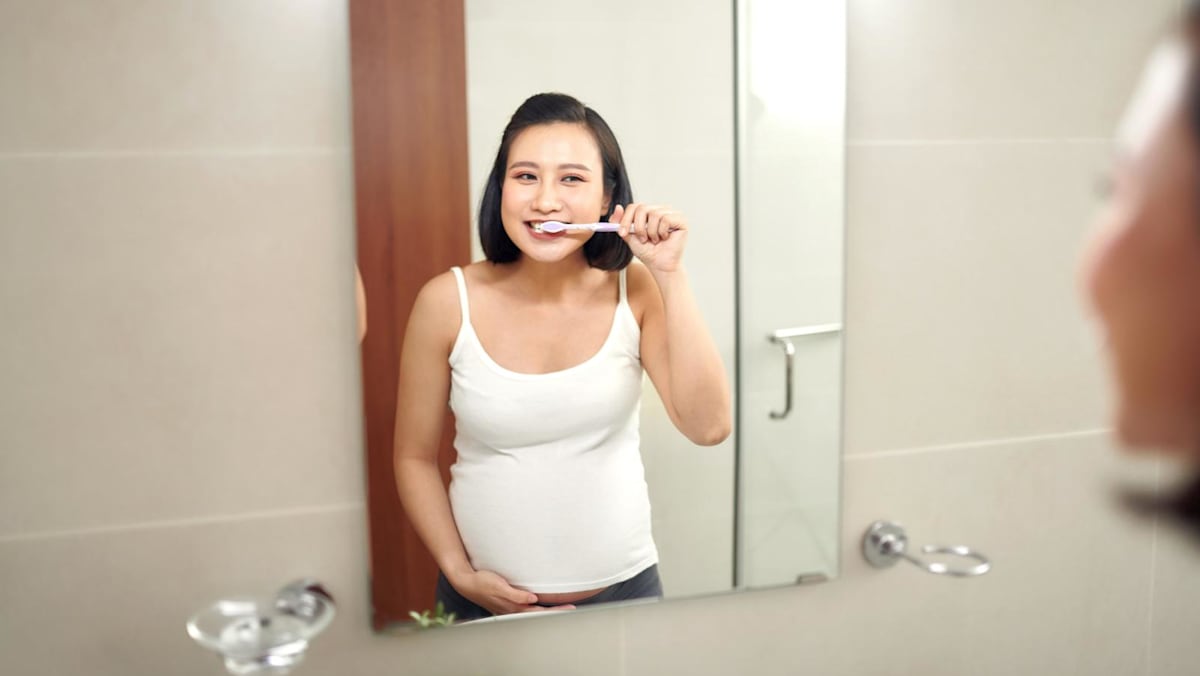 Pregnancy and oral health – what are the effects on teeth and gums