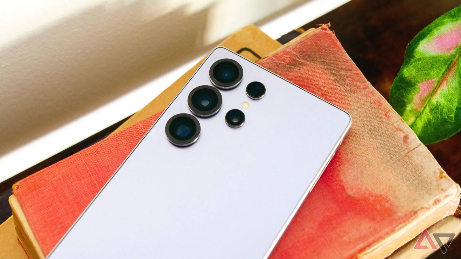 Samsung Galaxy S26 Ultra’s low-light teaser relies on AI, not real footage