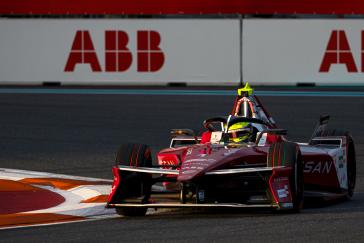 Nissan Formula E Team ready to battle it out under the lights in Jeddah