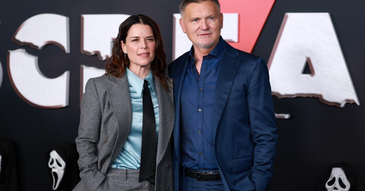 Pro-Palestinian protesters call for boycott at ‘Scream 7’ premiere