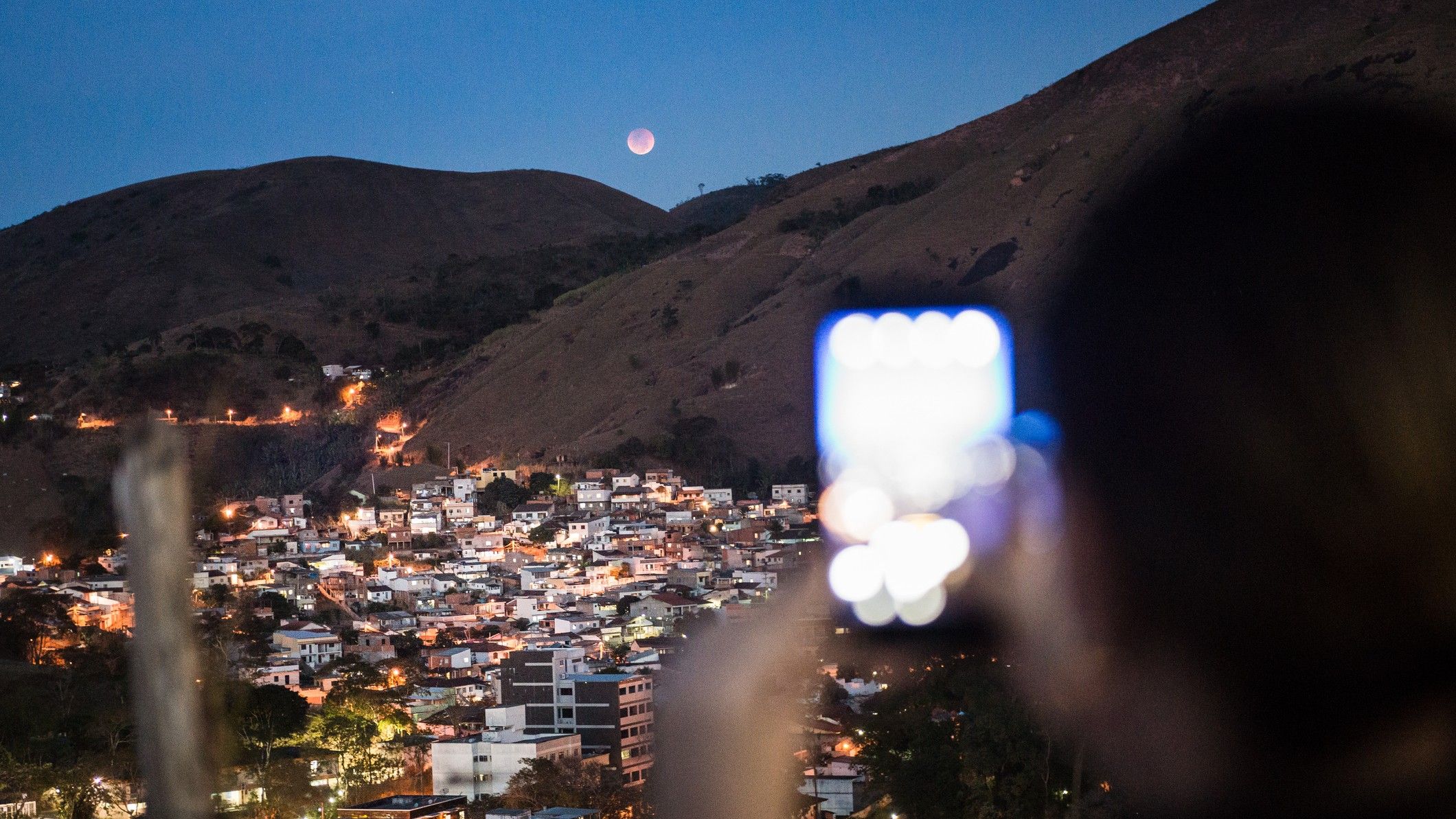 7 easy tips for photographing the ‘blood moon’ total lunar eclipse on March 3