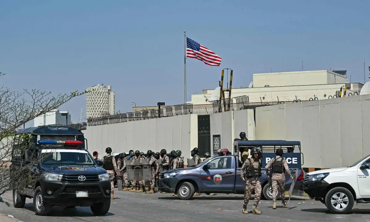 US Marines fired on protesters storming consulate in Karachi, US officials say – Pakistan