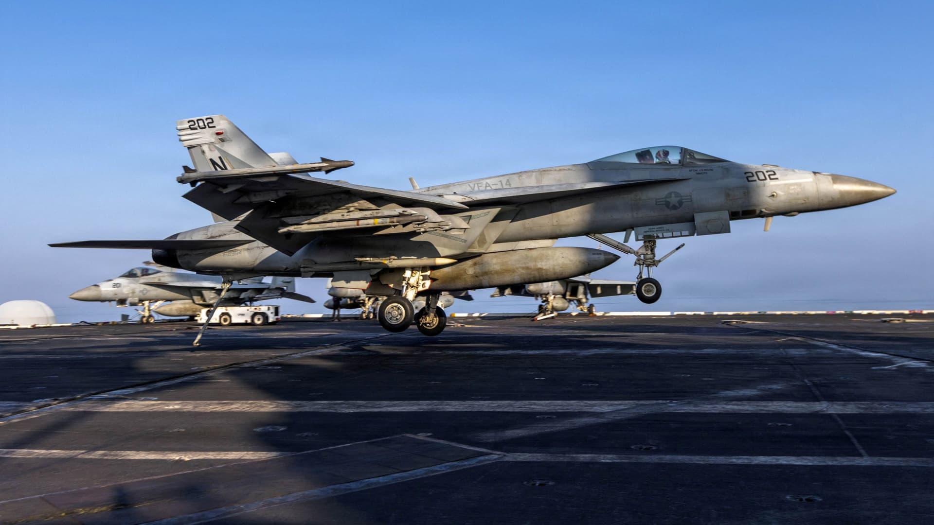 Israel launches fresh attacks on Tehran