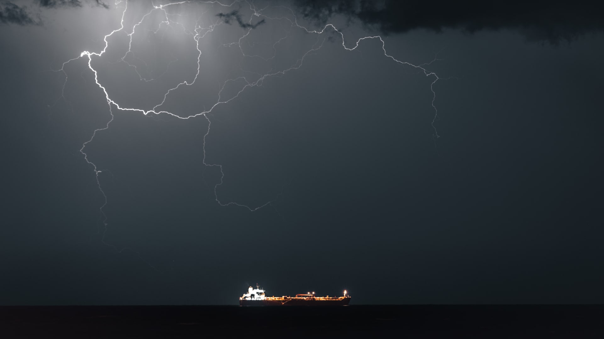 European stocks fall further as Trump extends Iran strike hiatus