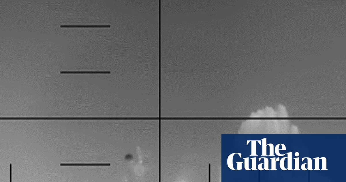 US submarine sinks Iranian warship as conflict spreads beyond Middle East | US-Israel war on Iran