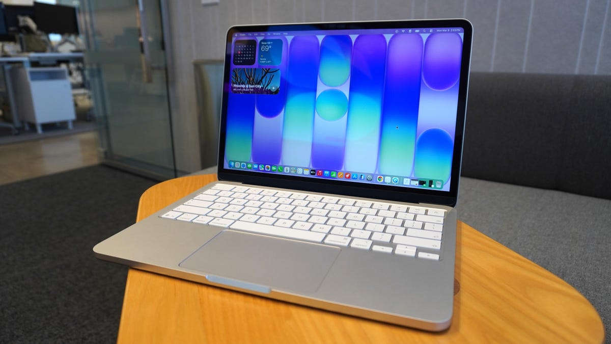 After using MacBook Neo, it’s clear Windows needs to rethink its PC strategy (and fast)