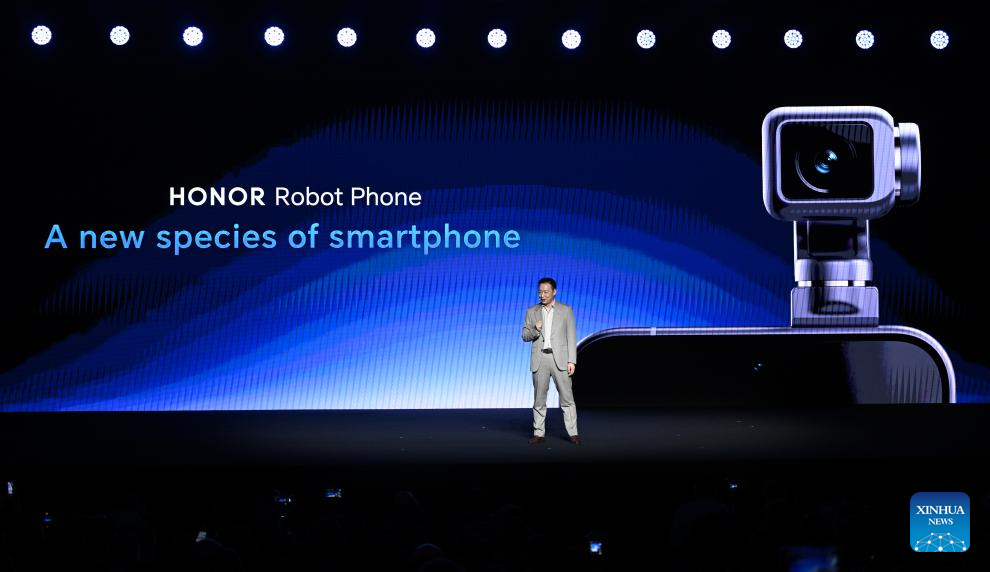 Honor unveils Robot Phone ahead of MWC 2026