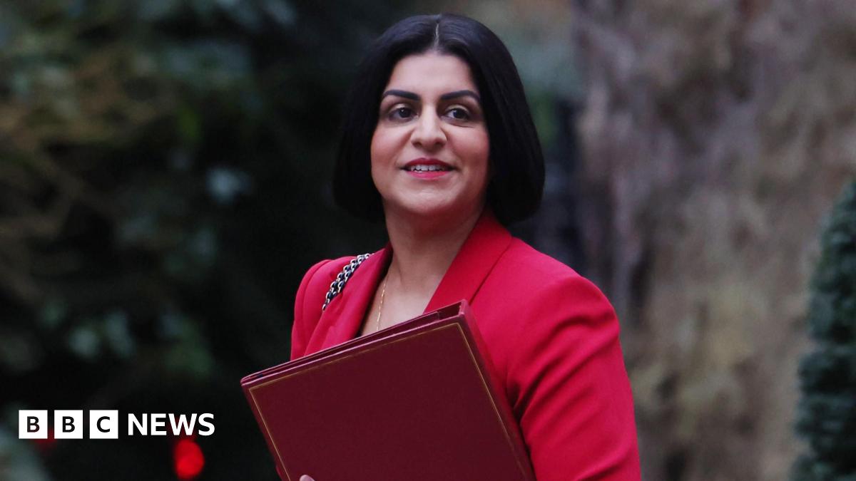 Refugee status becomes temporary in asylum shake-up