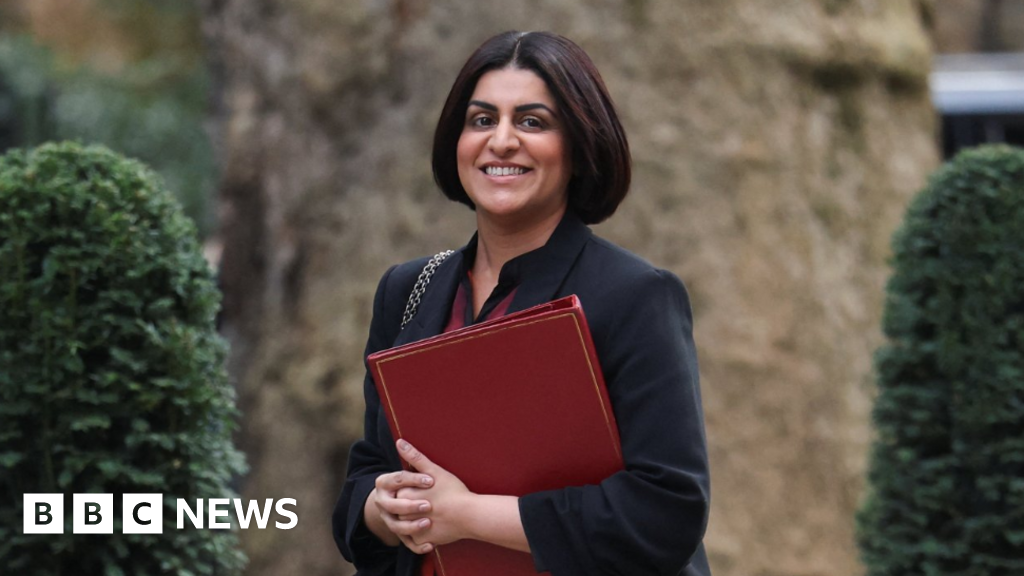 Mahmood to stop study visas from four countries due to 'abuse' – BBC