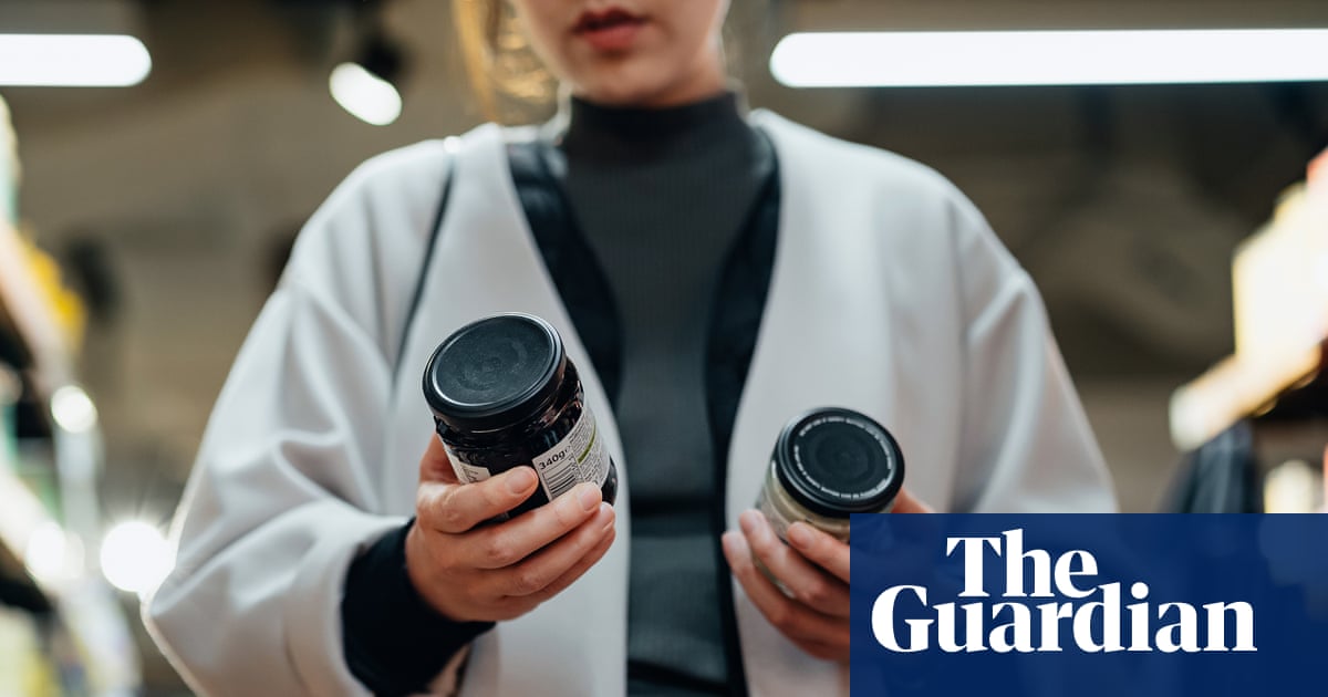 US agency did not perform safety checks of more than 100 food ingredients, analysis finds | US news