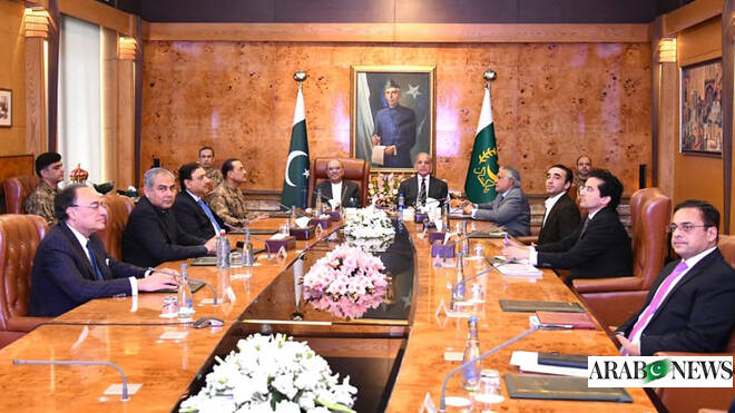 Pakistan calls for national consensus to tackle challenges amid Middle East conflict