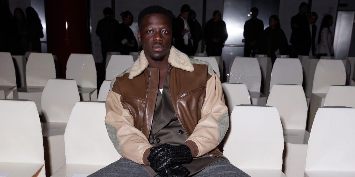 Bottega Veneta’s Fall Winter 2026 Runway Show Required This Designer to Create 421 Chairs In Less Than Two Months