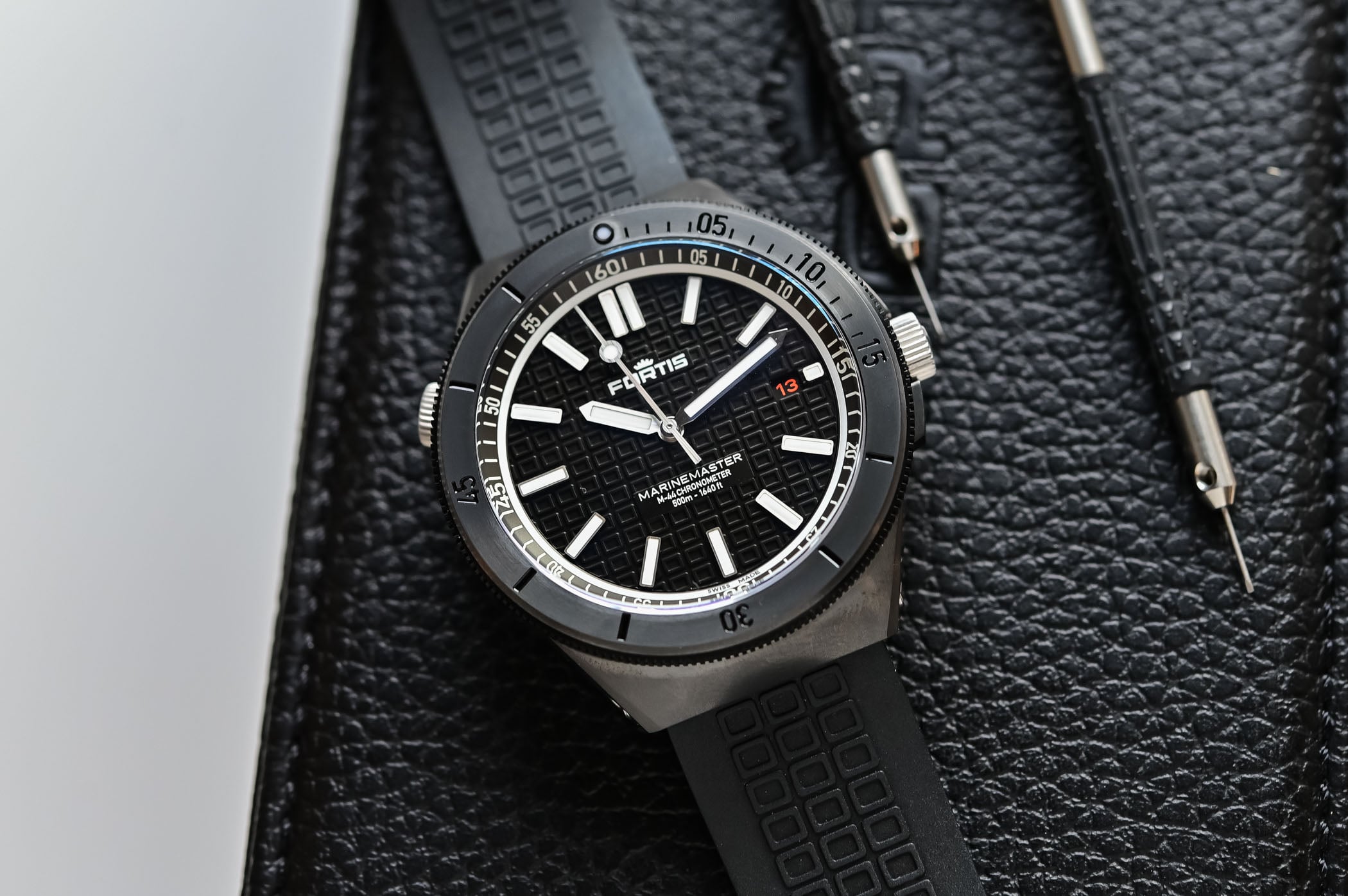 New Fortis Marinemaster M-44 DLC Gravity Black and Black Resin