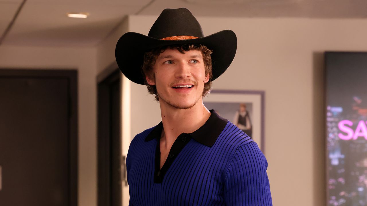 Connor Storrie Hosted a ‘Heated Rivalry’ Reunion on ‘Saturday Night Live’