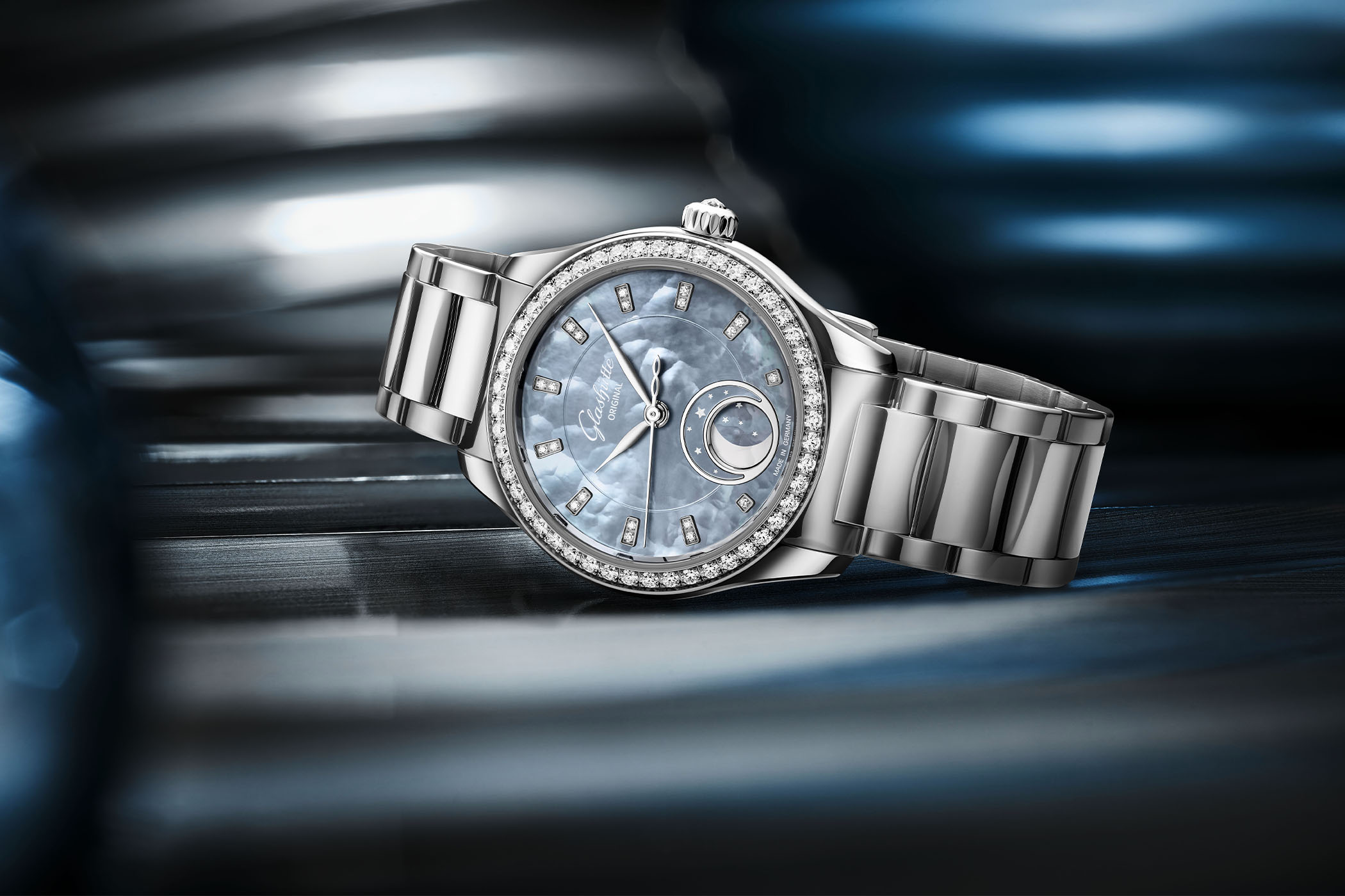 The new Glashütte Original Serenade Luna Skyline Blue