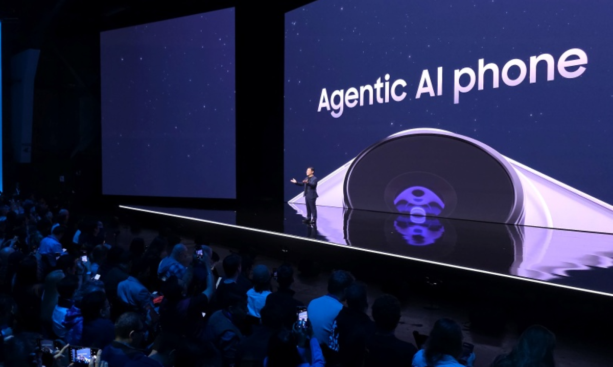 Samsung, Perplexity Push Agentic Tools Into Phones and the Cloud