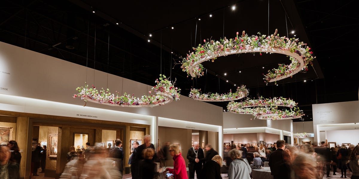 A Version of the $450 Million Leonardo da Vinci “Salvator Mundi” and 4 Other Notable Finds from TEFAF Maastricht 2026