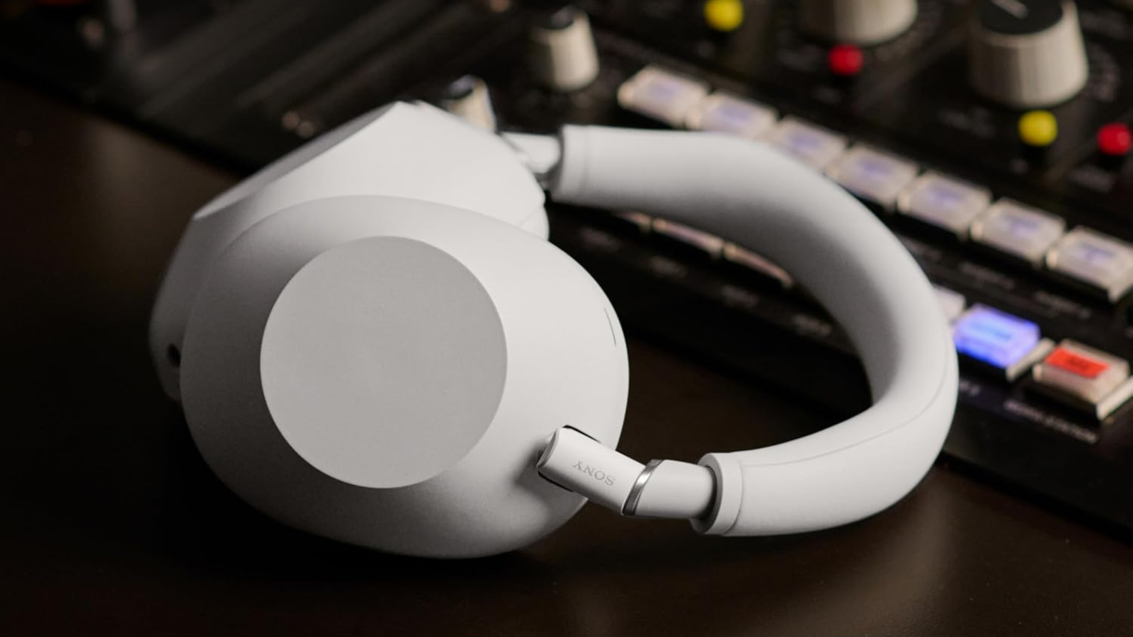 Surprise discount drops Sony’s best noise-canceling headphones to their lowest price ever