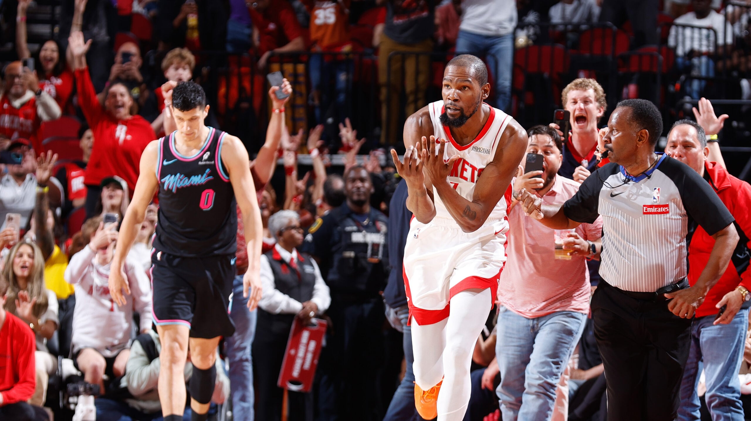 Kevin Durant passes Michael Jordan for No. 5 on all-time scoring list