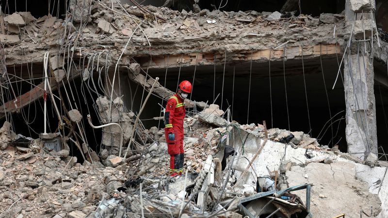 Live updates: Iran war; Trump casts doubt on prospect of an Iran deal