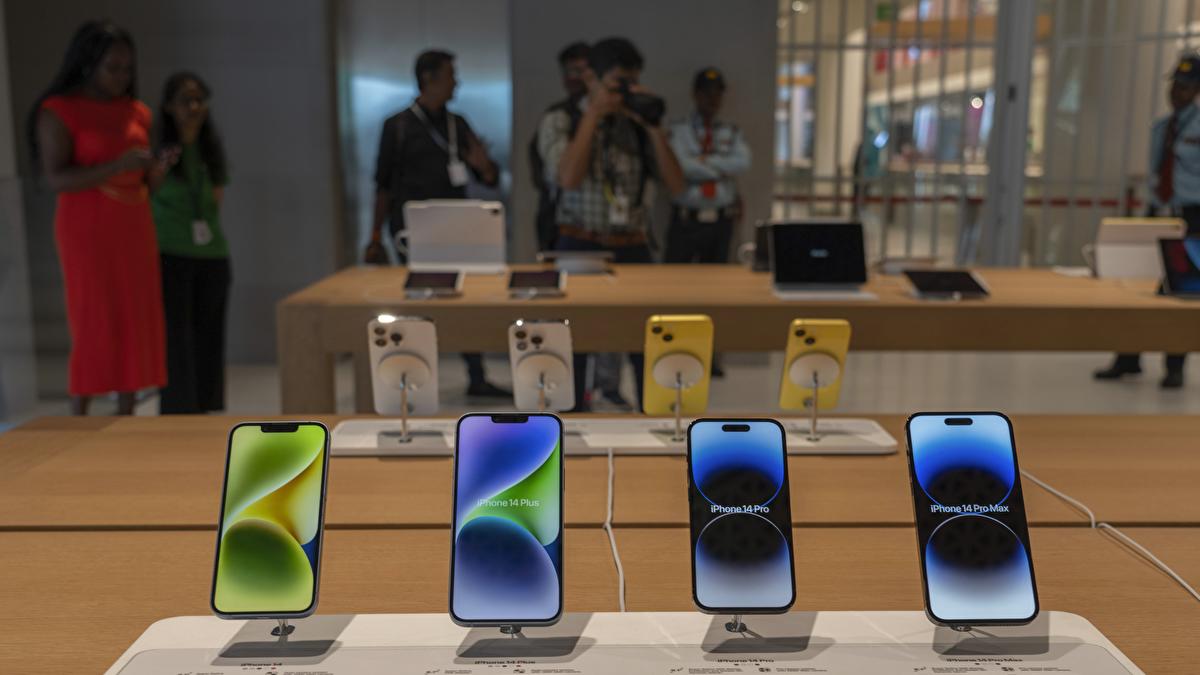 iPhone spyware able to penetrate millions of devices