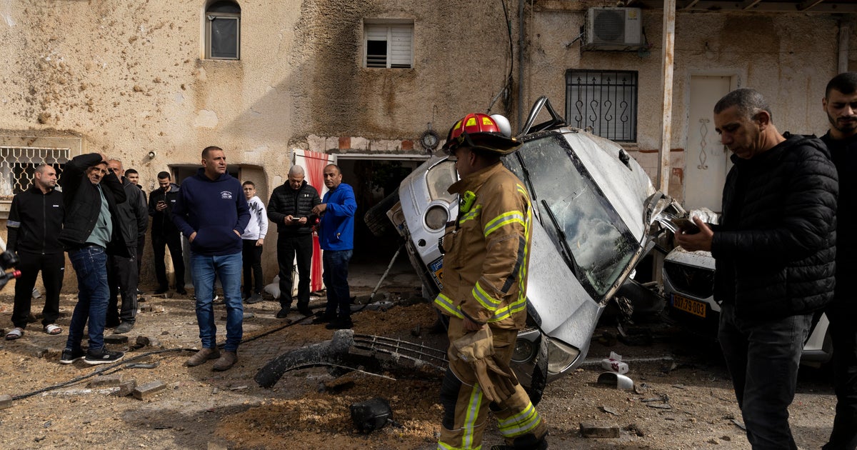 Trump extends pause on striking Iranian energy plants, Witkoff floats a 15-point peace proposal