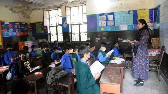 Punjab education minister says ‘no closure, no online classes’