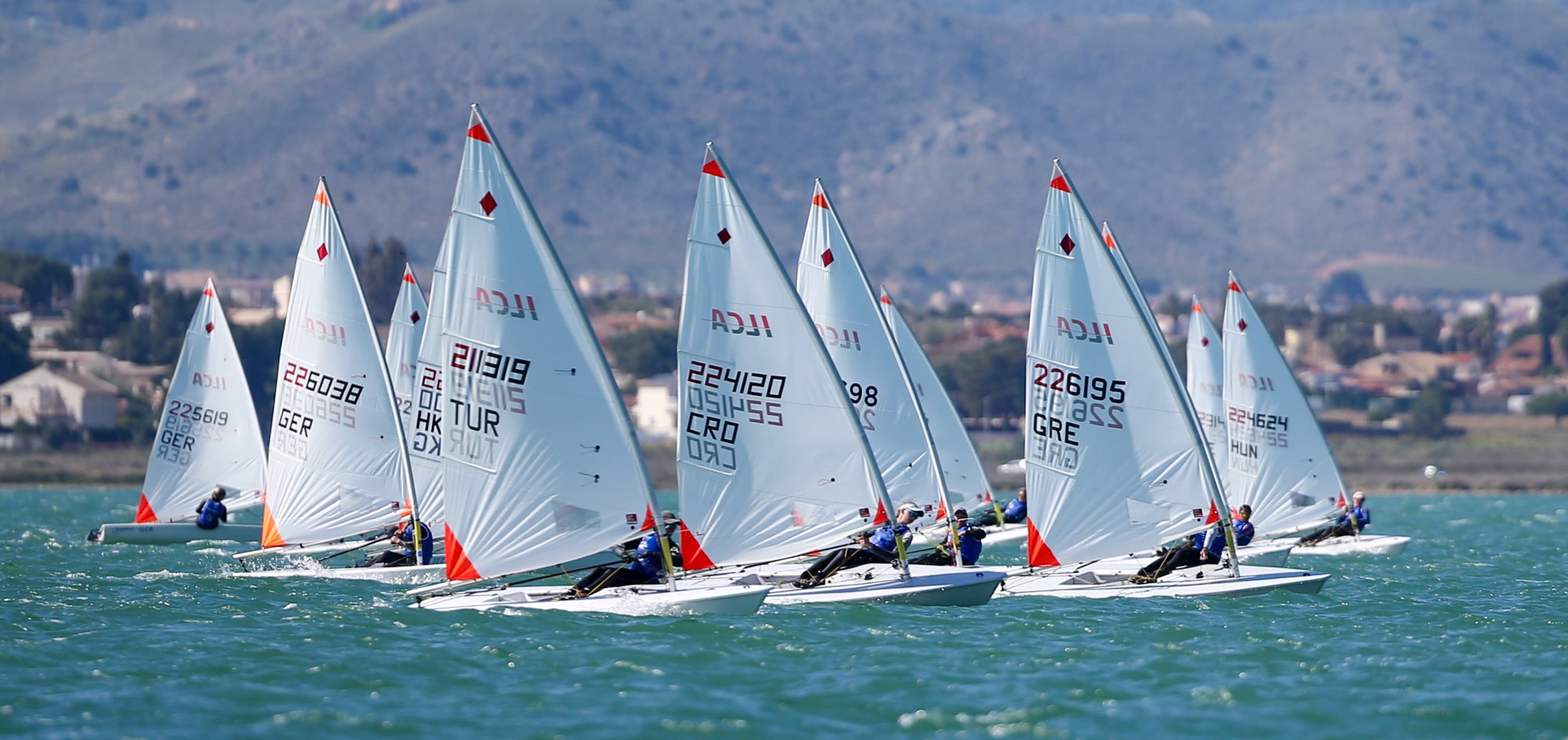 Action Builds in Los Alcázares: Day 2 of ILCA 4 Youth Europeans 2026 – EurILCA