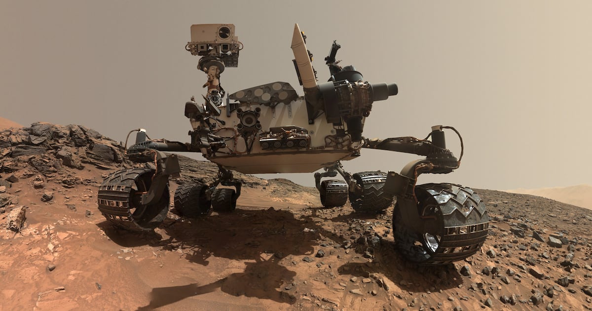 NASA's Curiosity Discovers Organic Molecules on Ancient Mars – 조선일보