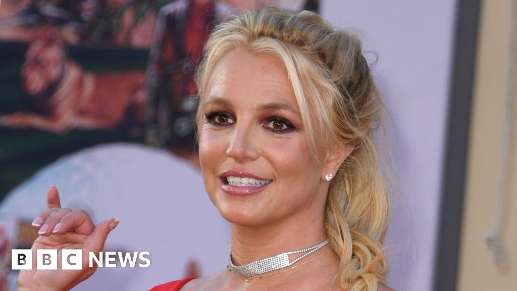 Britney Spears goes into rehab after driving under the influence arrest – BBC
