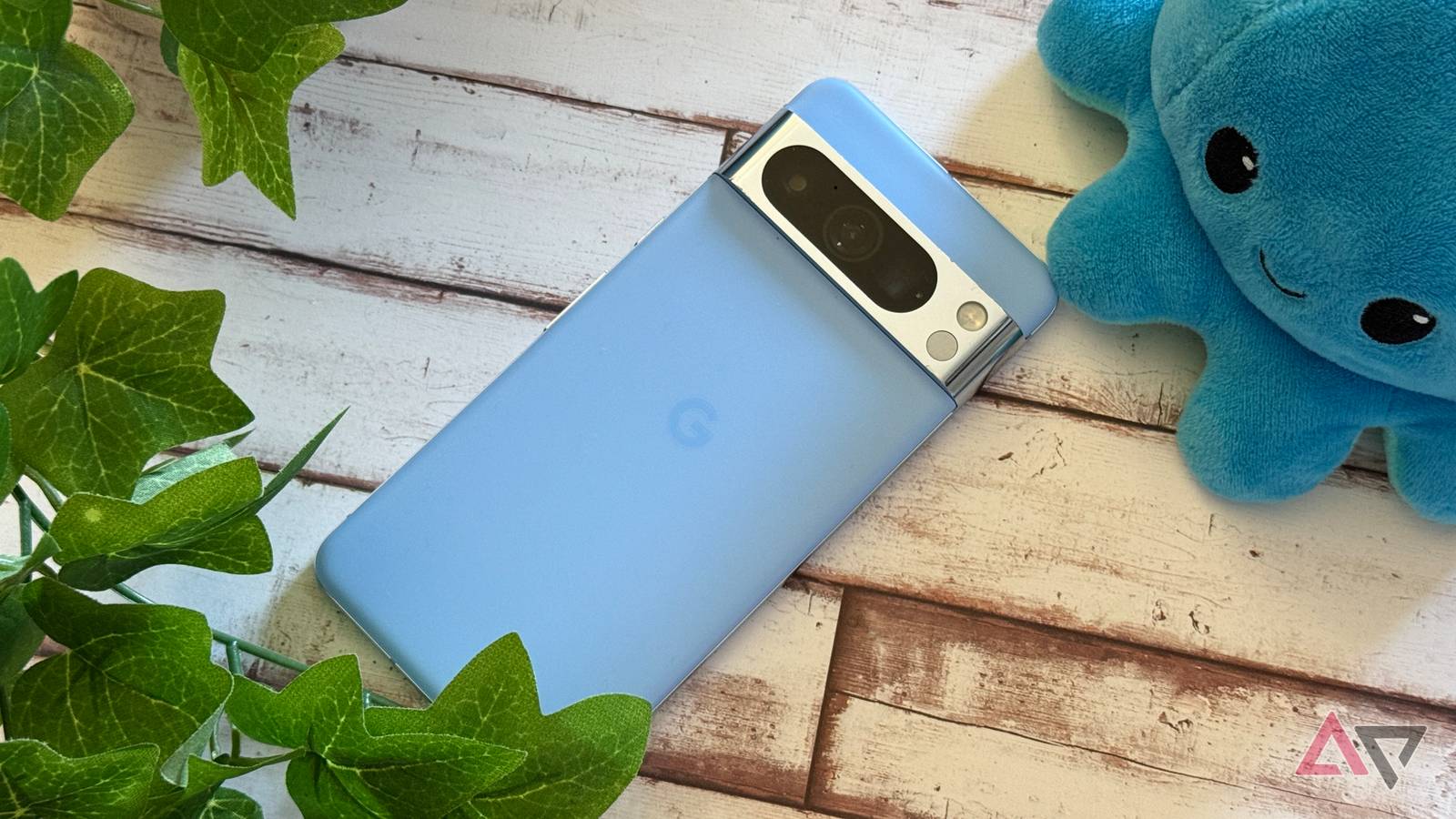 Google Pixel 8 Pro Wi-Fi and Bluetooth issues just won’t go away