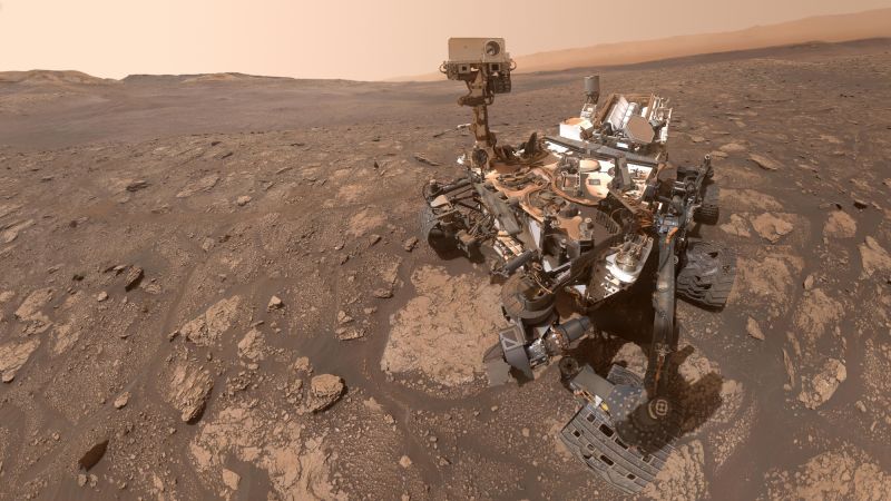 Curiosity Mars rover uncovers newly detected organic molecules